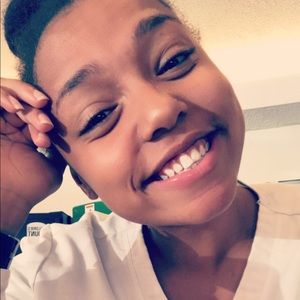 Meet your Posher, Kyra